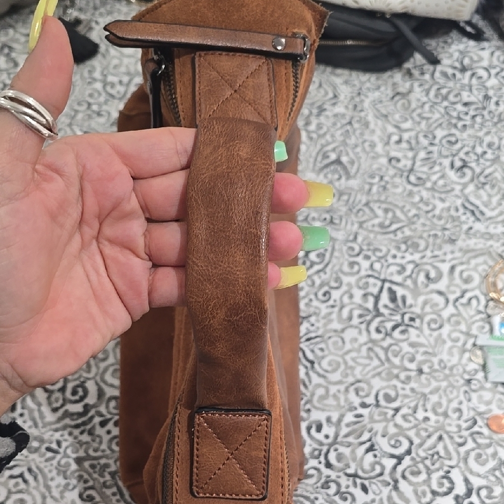 Moda Luxe Brown Suede Women's Bag Can Be Crossbody Or Handbag - Picture 5 of 12